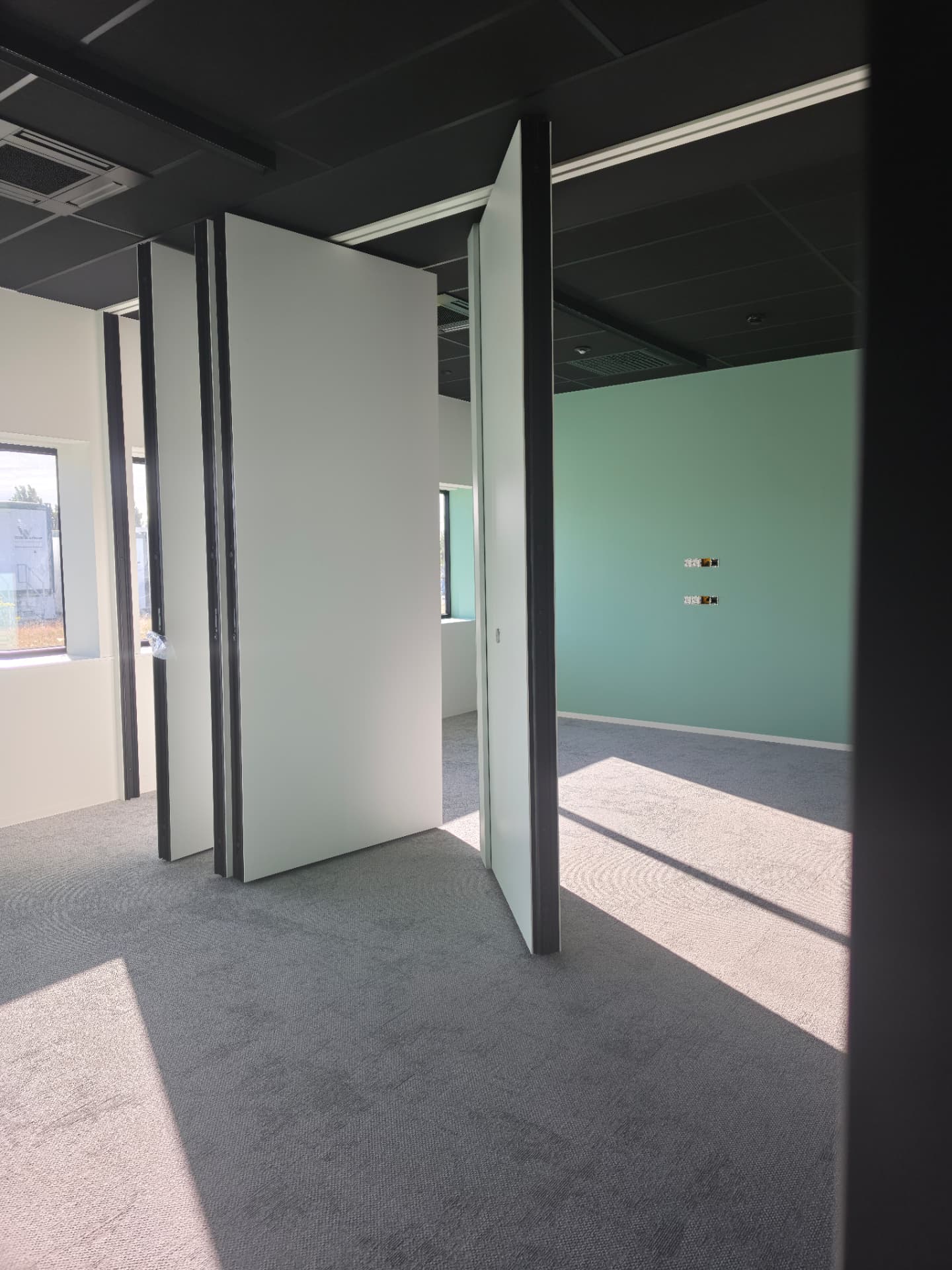 Office carpet installation, Belgium